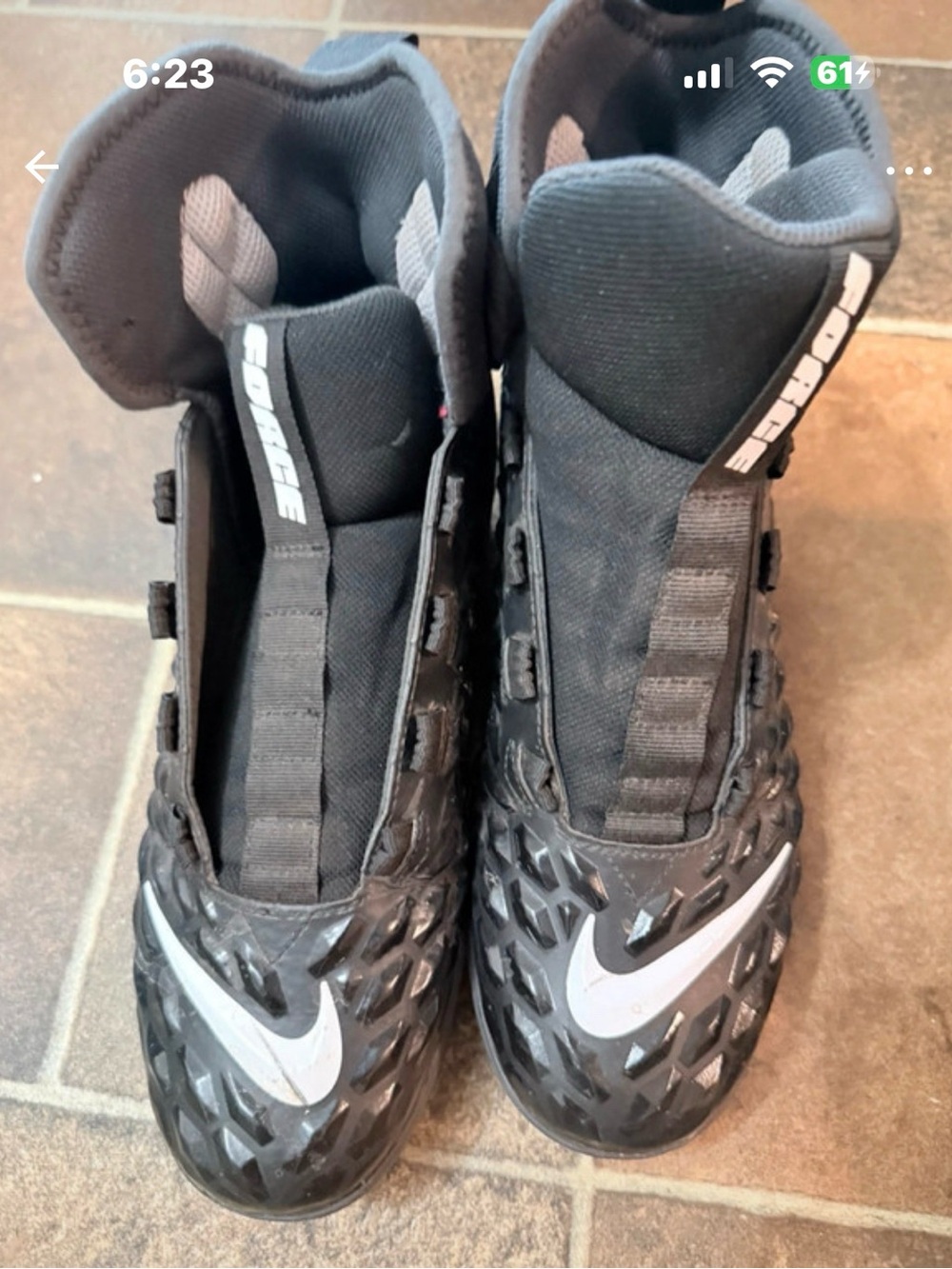 Nike Black FORCE Soccer Cleats with White Swoosh Detail Sz 8.5